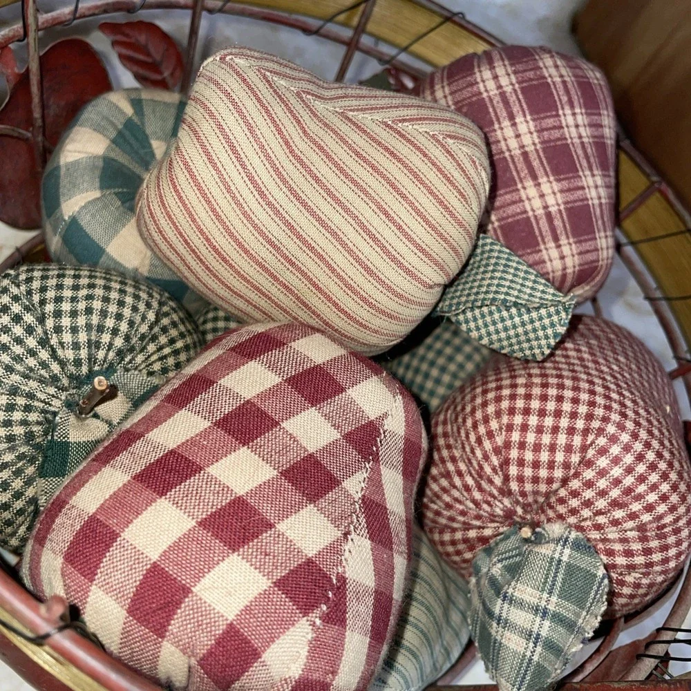 Wood And Metal Basket 🧺 of Homespun Fabric Apples Autumn Fall‎